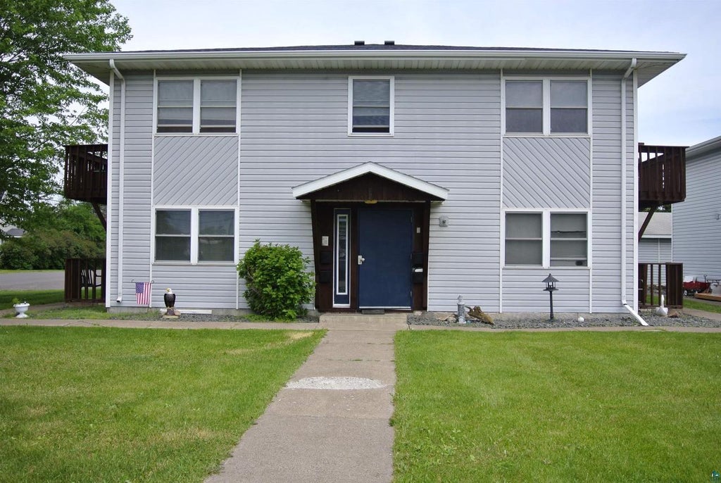 Photo of 47 E 4th STREET, Superior, WI 54880 (MLS # 6127126)