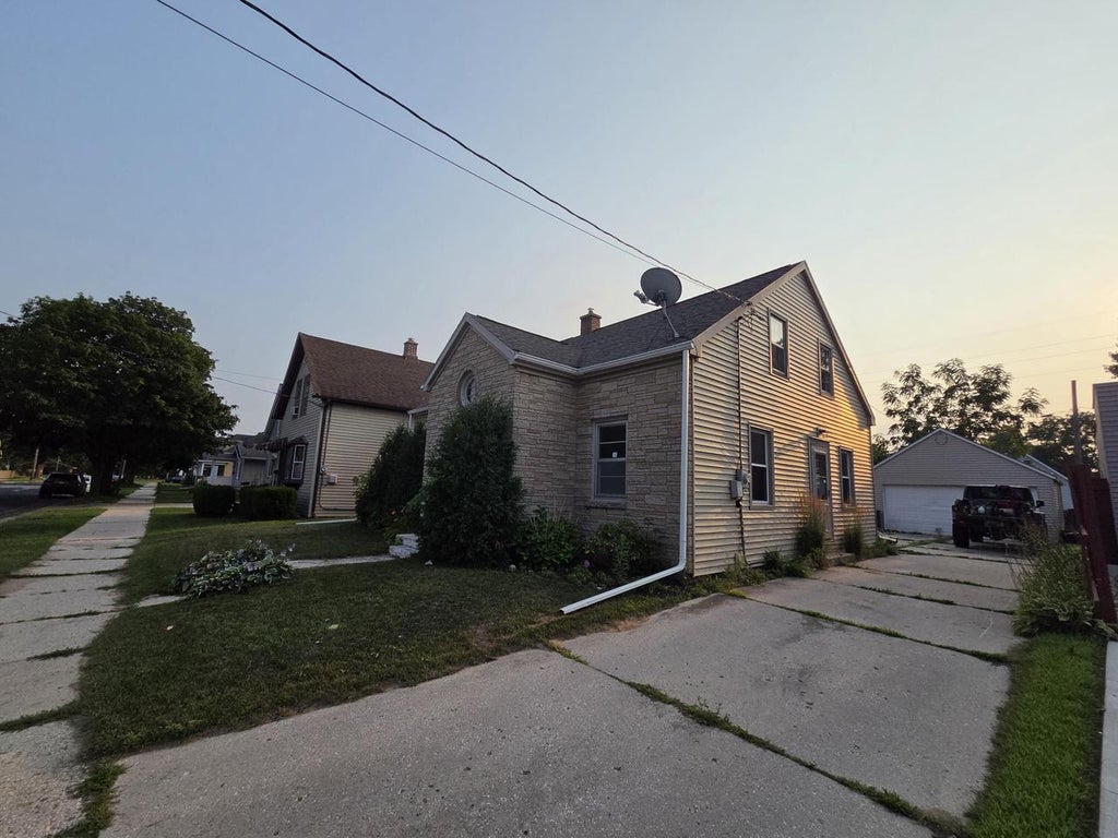 Photo of 1312 S 18th STREET, Manitowoc, WI 54220 (MLS # 1975957)