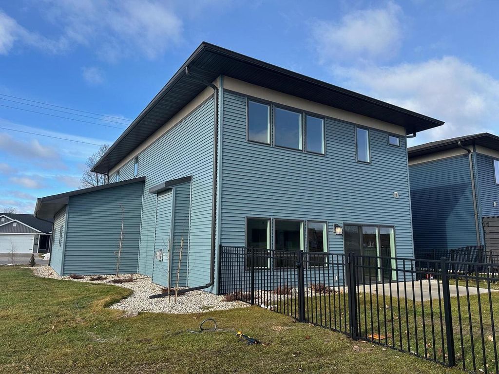 Photo of 365 N Wilson STREET, Kimberly, WI 54136 (MLS # 50319847)