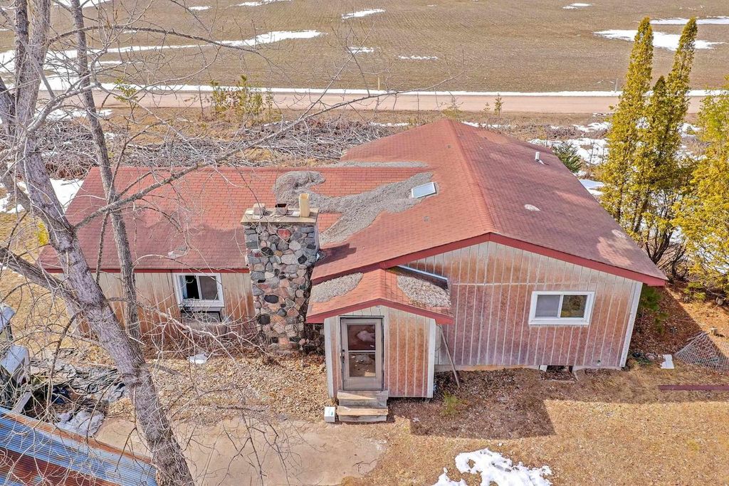 Photo of 1610 Kenny DRIVE, Crivitz, WI 54114 (MLS # 50323120)