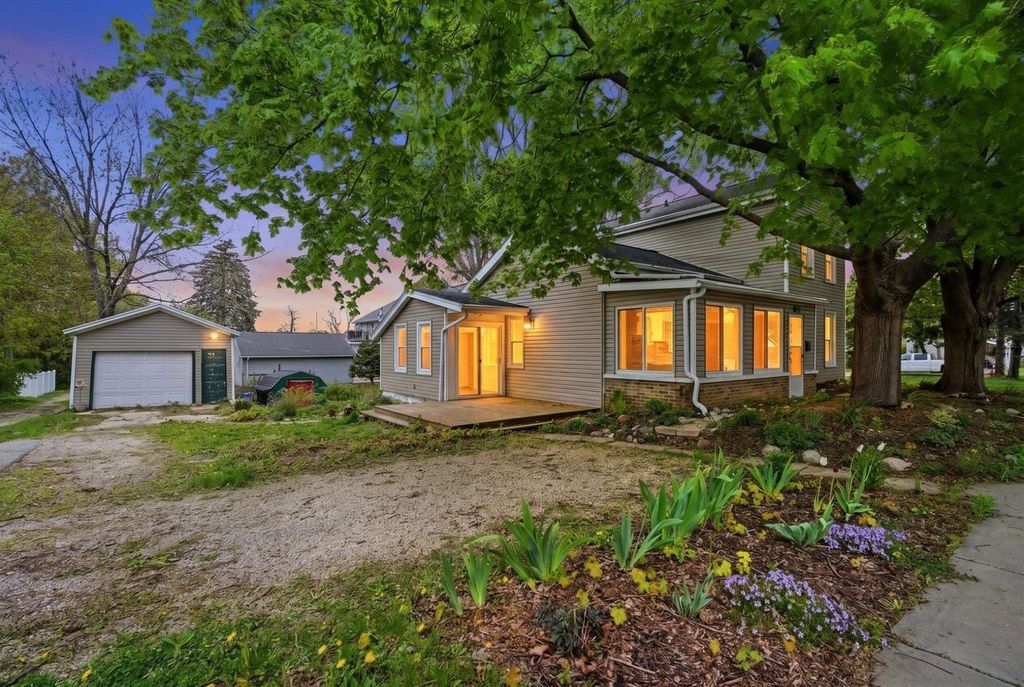 Photo of 610 E Maple STREET, Horicon, WI 53032 (MLS # 2022218)