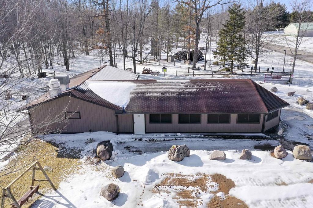 Photo of W11375-A County Road X, Crivitz, WI 54114 (MLS # 50321403)