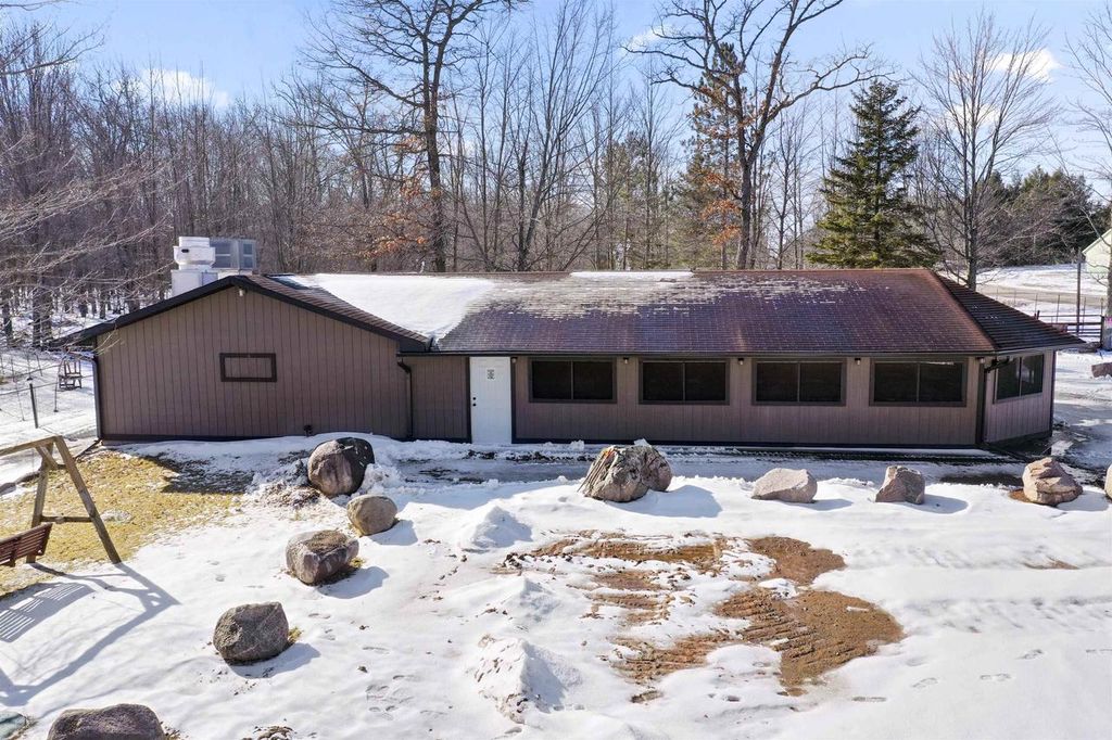 Photo of W11375-A County Road X, Crivitz, WI 54114 (MLS # 50321403)