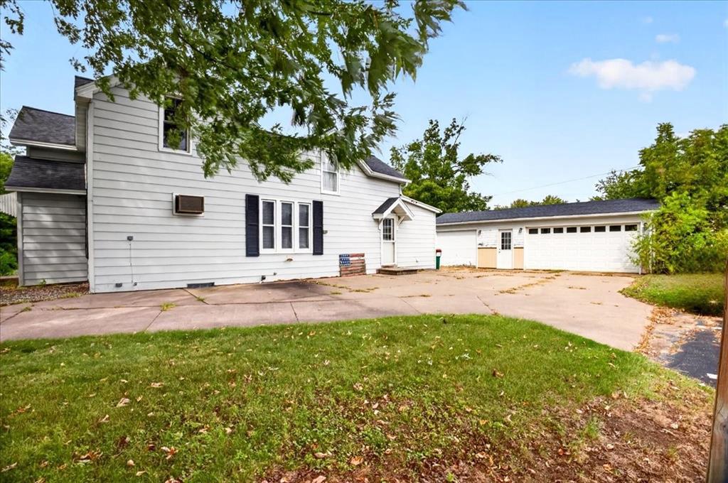 Photo of 113 W Lincoln AVENUE, Fall Creek, WI 54742 (MLS # 1605234)