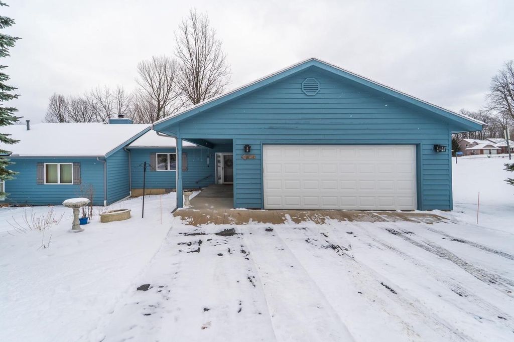 Photo of 226473 Kingbird AVENUE, Wausau, WI 54401 (MLS # 22505765)