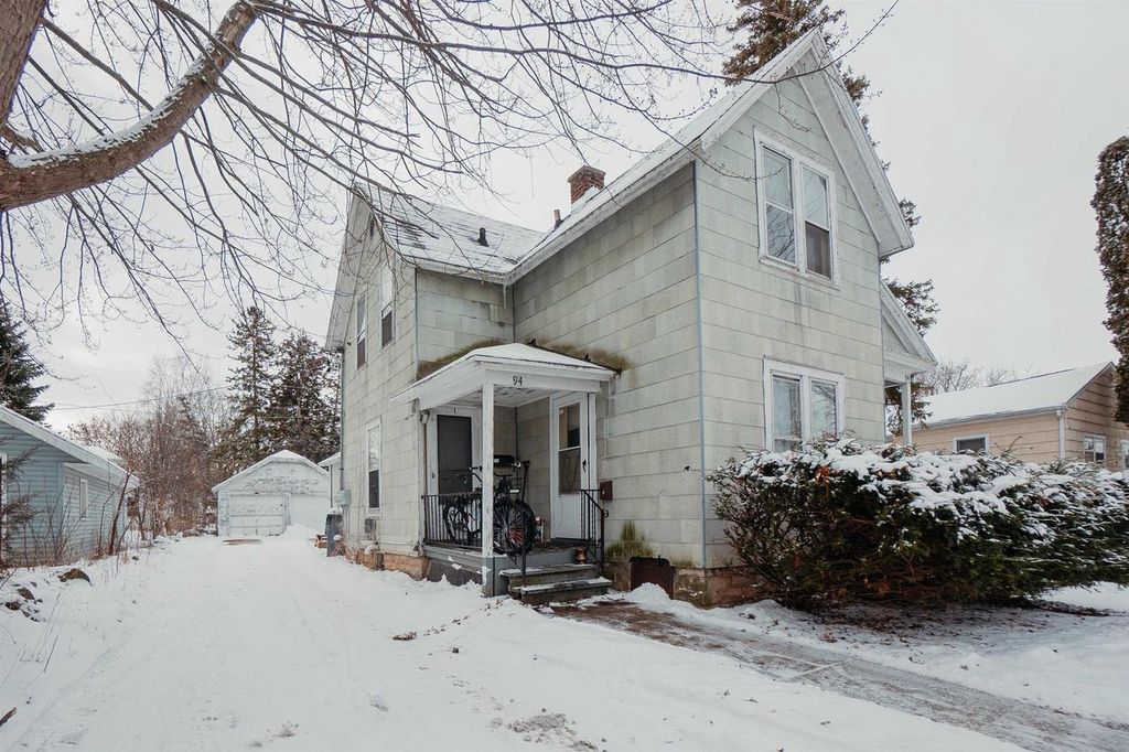 Photo of 94 E 12th STREET, Fond Du Lac, WI 54935 (MLS # 50320319)