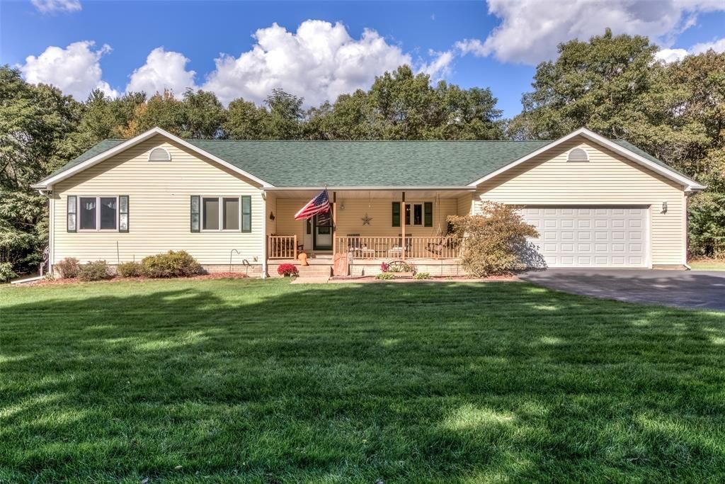 Photo of 7180 Nine Mile Creek ROAD, Eau Claire, WI 54701 (MLS # 1600468)