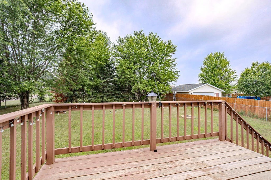 Photo of 2200 Willow Bend DRIVE, Merrill, WI 54452 (MLS # 22603423)