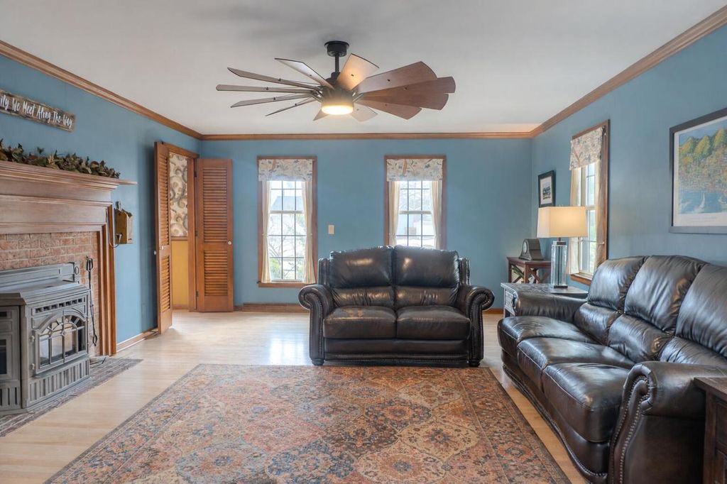 Photo of 2400 W Cherokee DRIVE, Appleton, WI 54914 (MLS # 1954642)