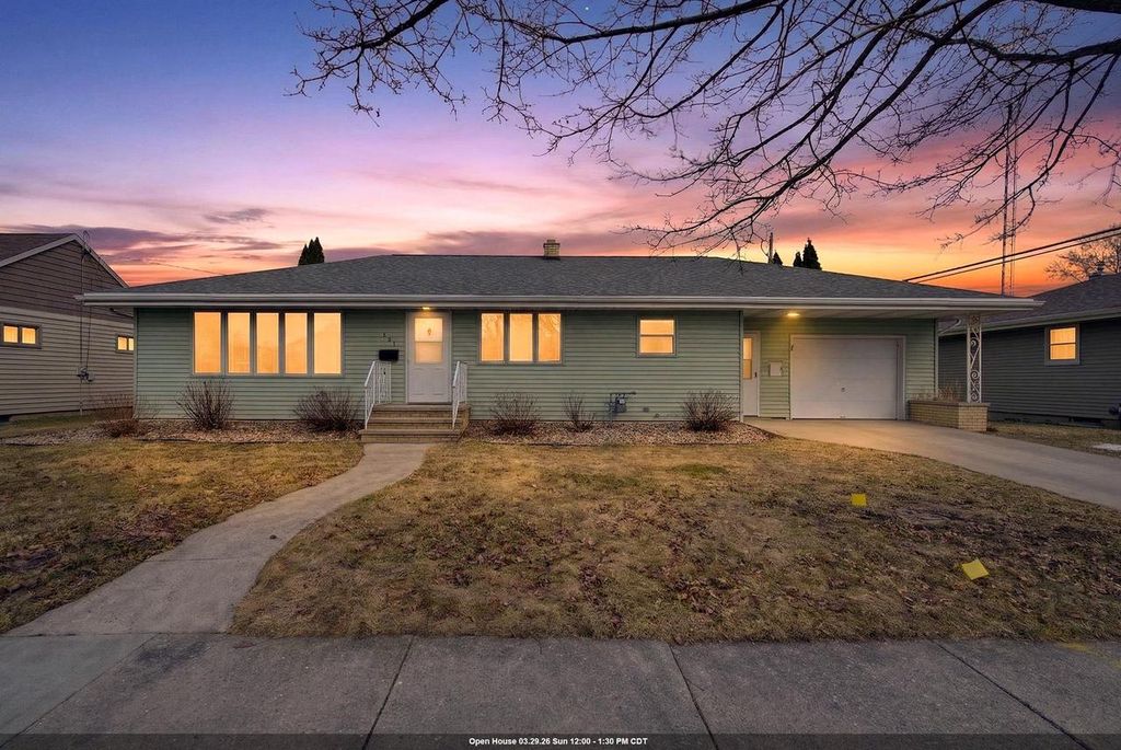 Photo of 451 Roosevelt STREET, Fond Du Lac, WI 54935 (MLS # 50322716)