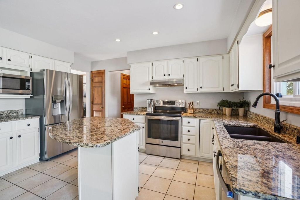 Photo of W336N5271 Wedgewood DRIVE, Nashotah, WI 53058 (MLS # 1948420)