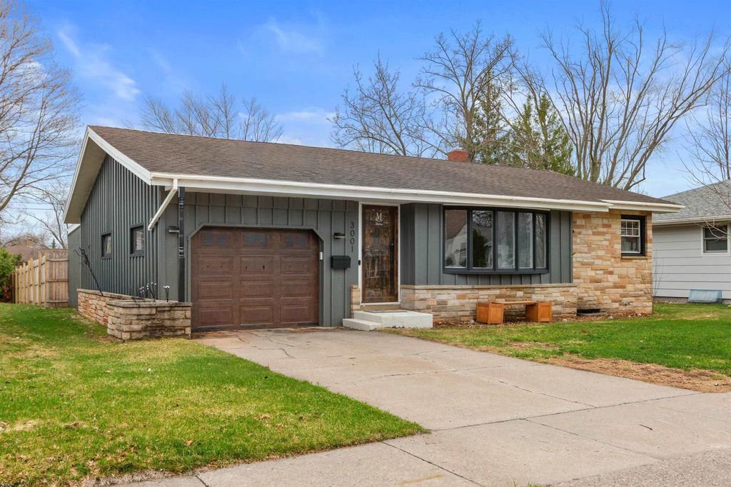 Photo of 3001 Center STREET, Stevens Point, WI 54481 (MLS # 22601469)