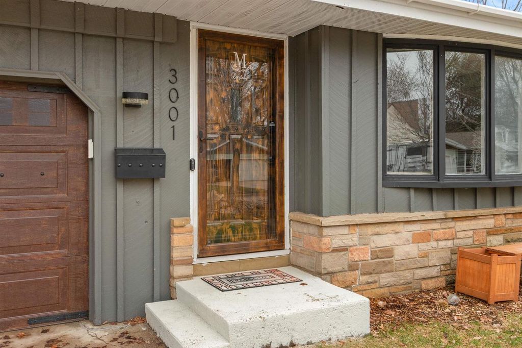 Photo of 3001 Center STREET, Stevens Point, WI 54481 (MLS # 22601469)