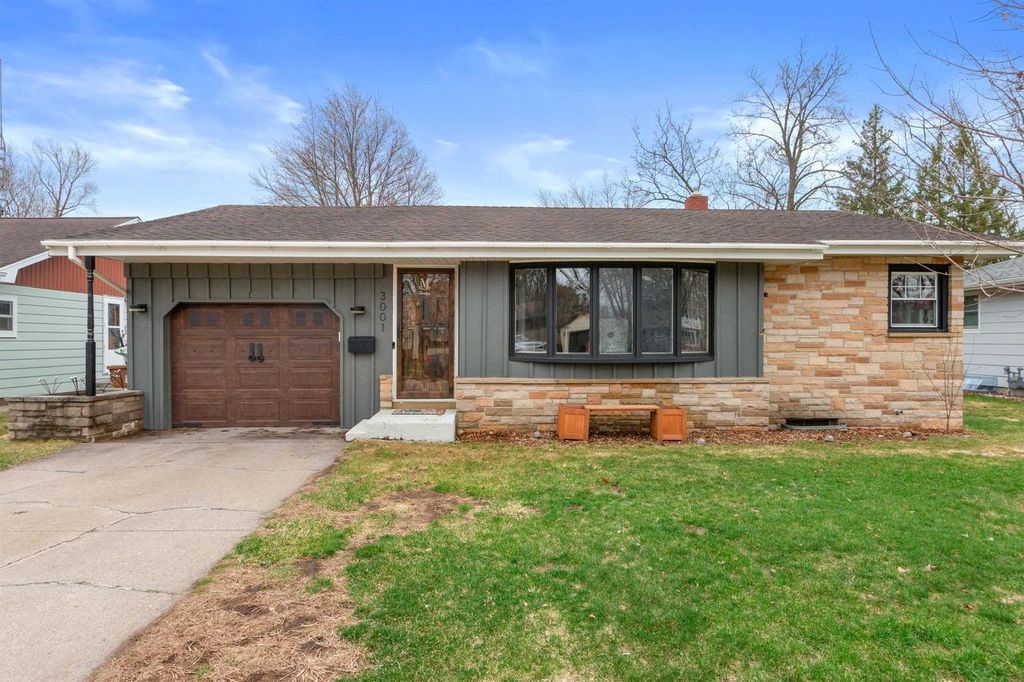 Photo of 3001 Center STREET, Stevens Point, WI 54481 (MLS # 22601469)