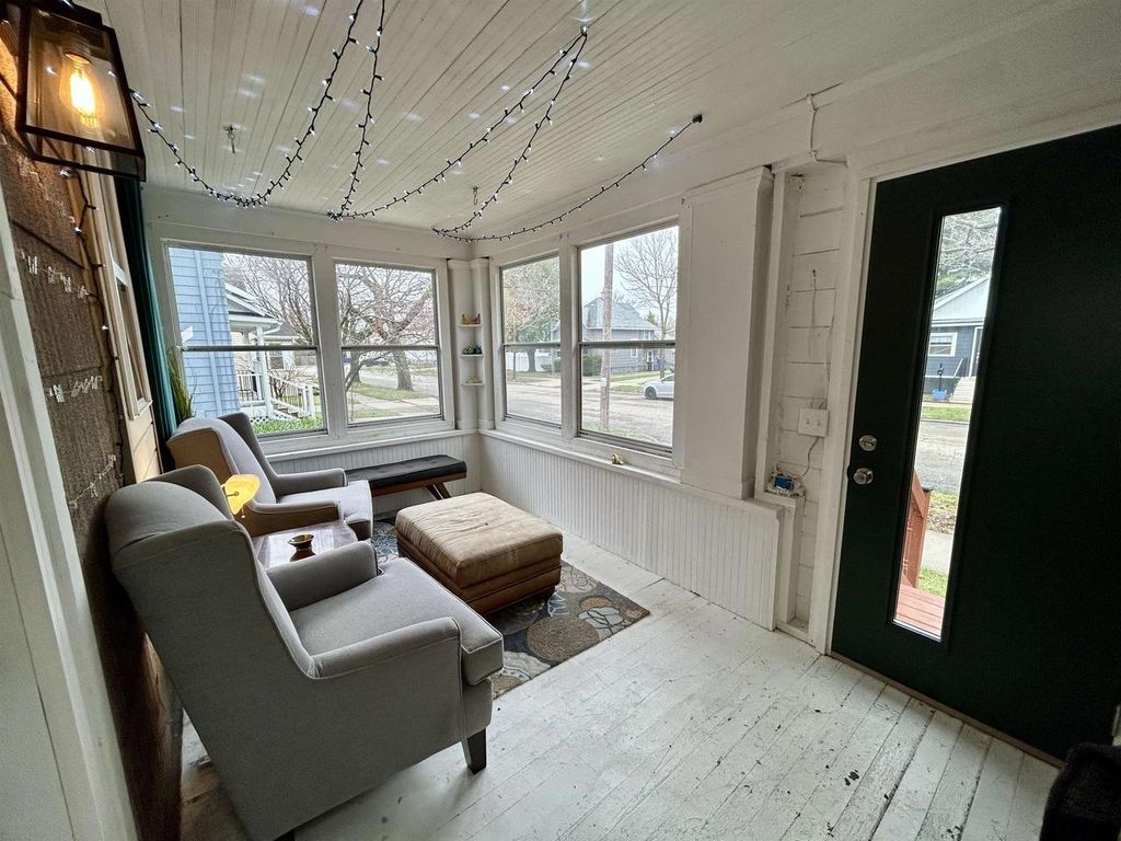 Photo of 724 W Oklahoma STREET, Appleton, WI 54915 (MLS # 50323898)