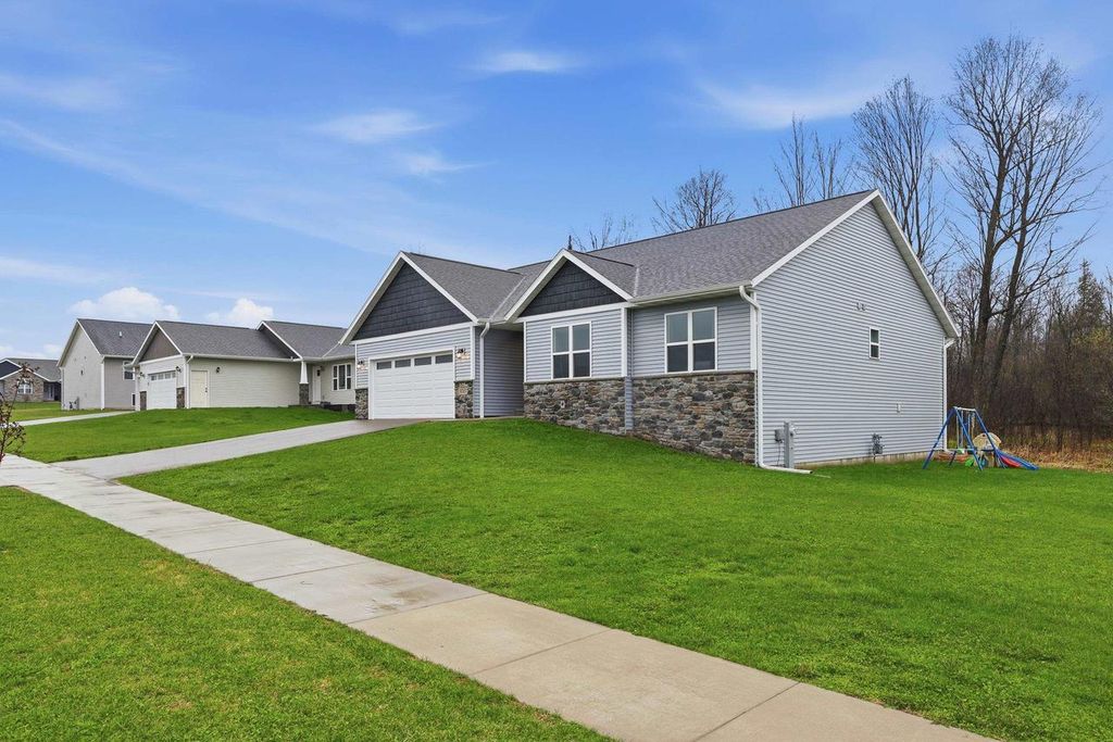 Photo of 8707 Hinner Springs DRIVE, Weston, WI 54476 (MLS # 22601684)