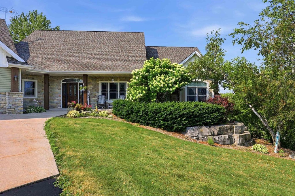 Photo of W7575 Schueler LANE, Shiocton, WI 54170 (MLS # 50333010)