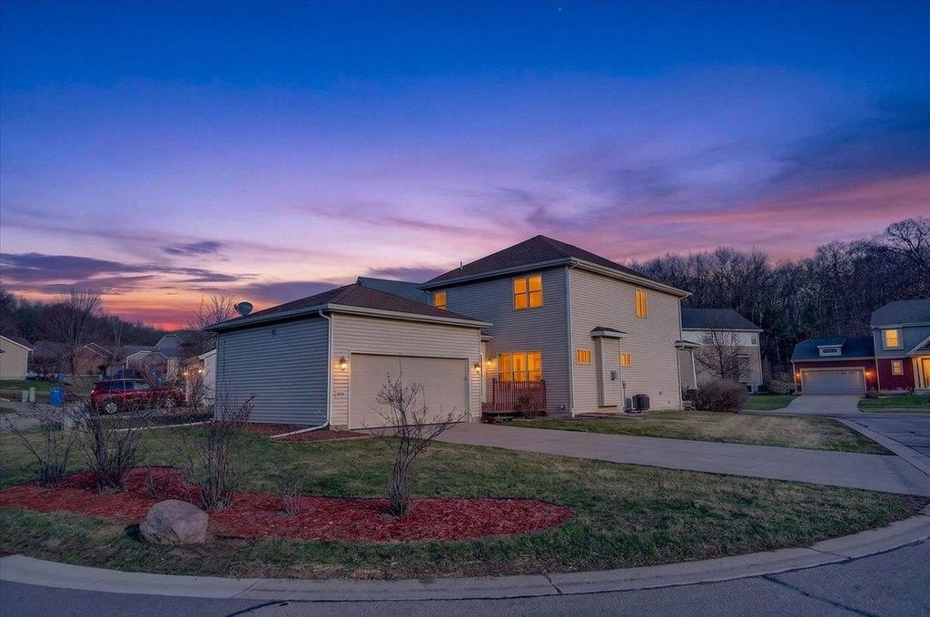 Photo of 8903 White Coral WAY, Middleton, WI 53562 (MLS # 2019611)