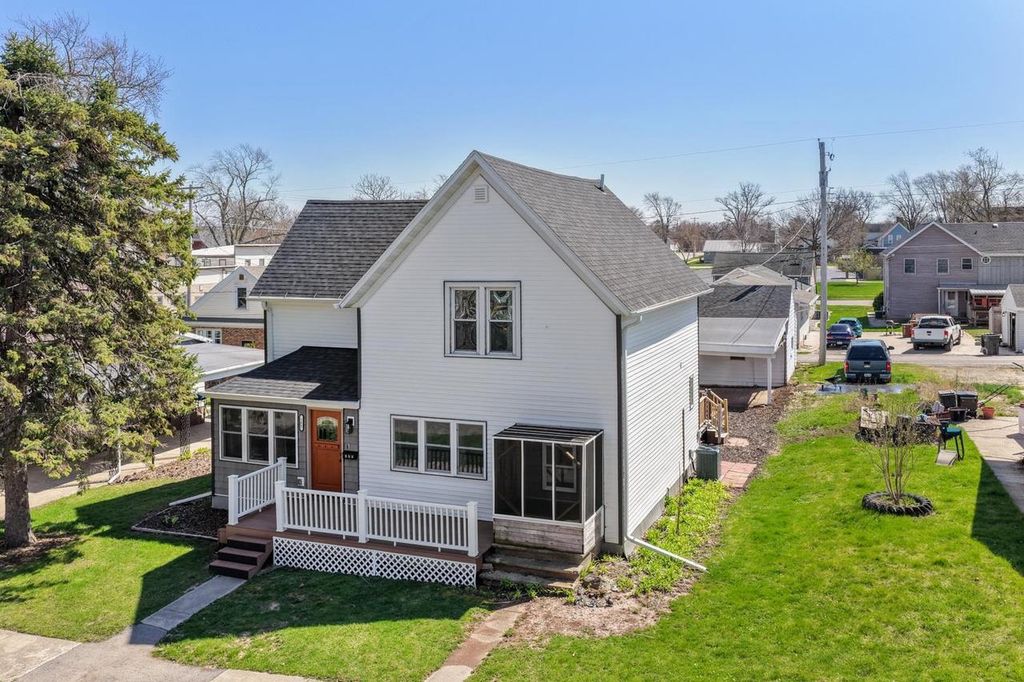 Photo of 105 W 6th STREET, Kaukauna, WI 54130 (MLS # 50324160)