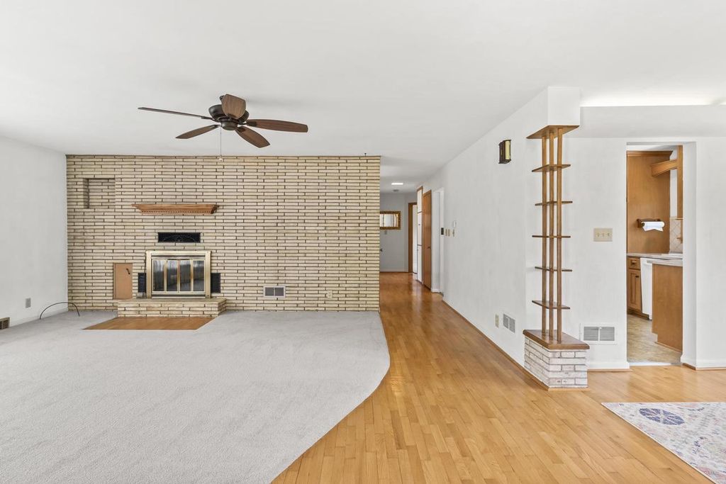 Photo of 2627 W Heather AVENUE, Appleton, WI 54914 (MLS # 50326085)