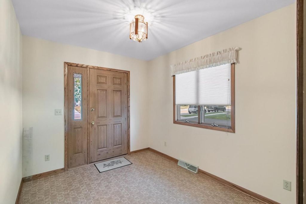 Photo of 118 Main STREET, Arlington, WI 53911 (MLS # 2008685)