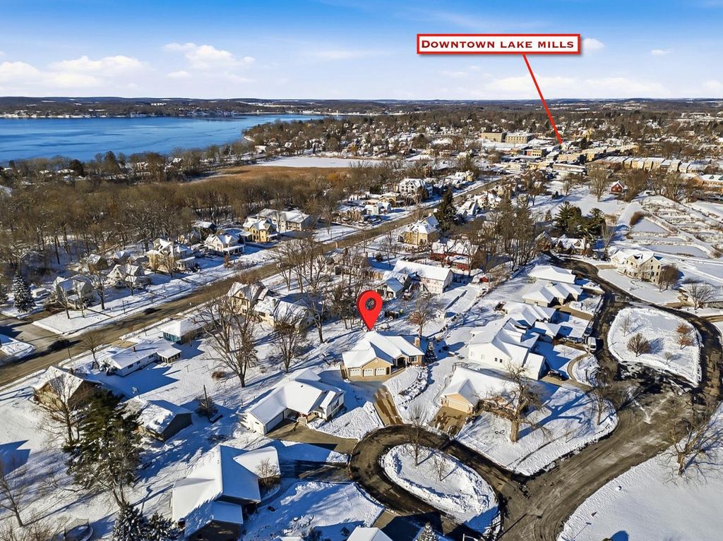 Photo of 111 Bayfield COURT, Lake Mills, WI 53551 (MLS # 1945150)