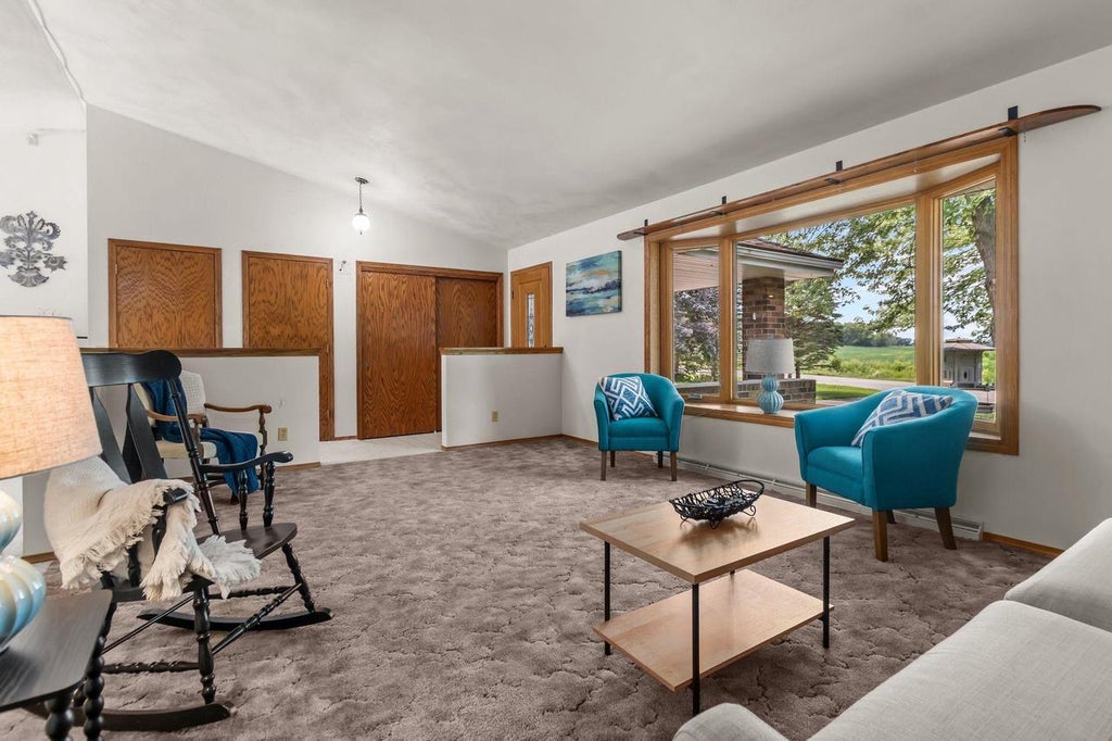 Photo of N7488 French ROAD, Seymour, WI 54165 (MLS # 50331164)