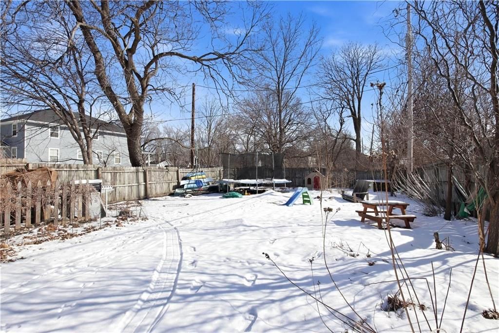 Photo of 215 10th AVENUE, Eau Claire, WI 54703 (MLS # 1598642)