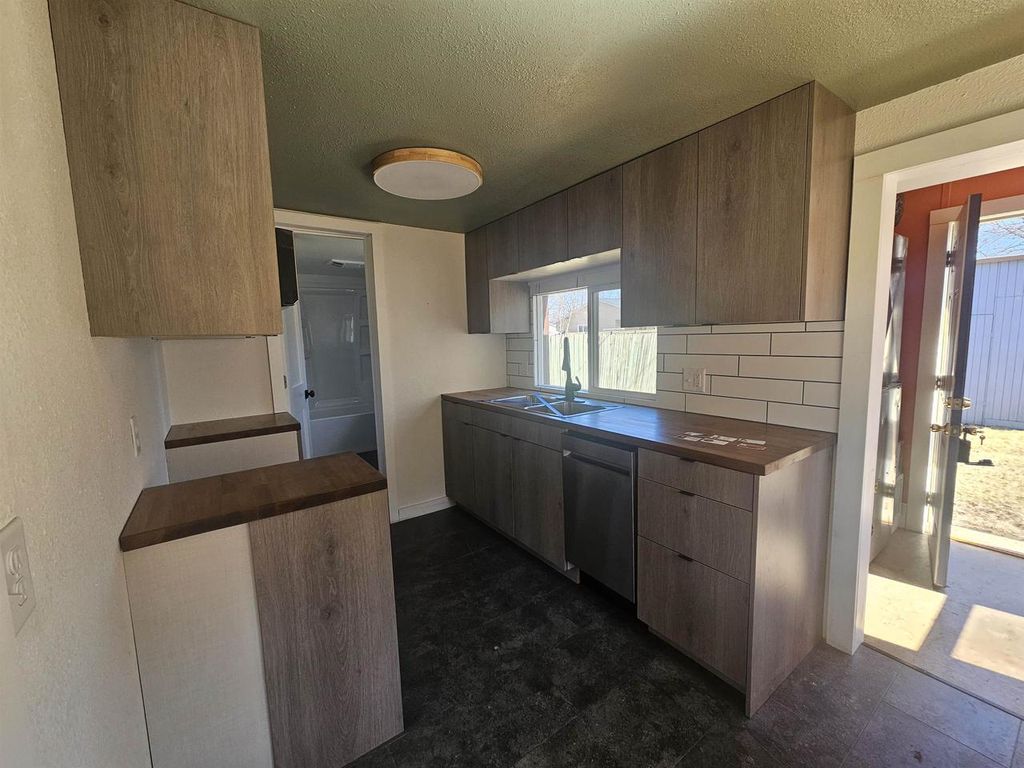 Photo of 2006 prospect STREET, La Crosse, WI 54603 (MLS # 2008903)