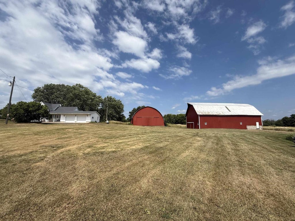 Photo of N14386 Townline ROAD, Fairchild, WI 54741 (MLS # 50334078)