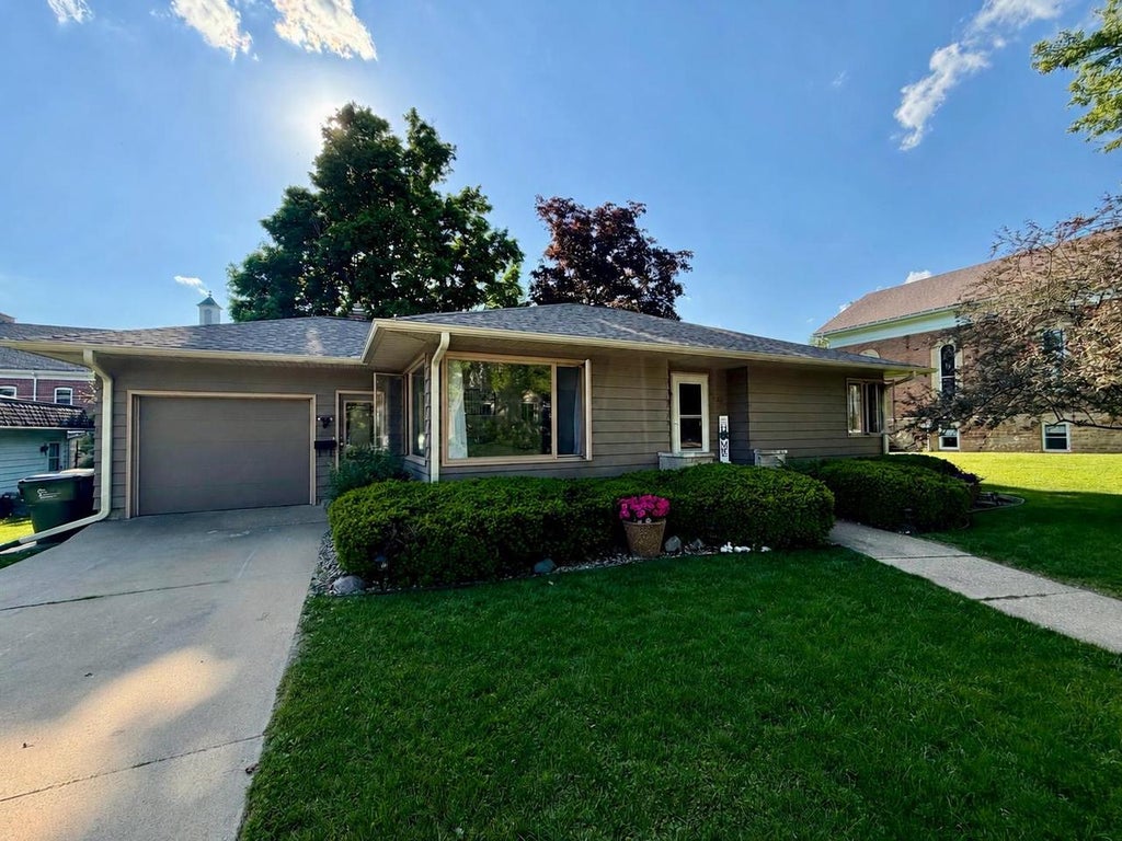 Photo of 346 N Church STREET, Richland Center, WI 53581 (MLS # 2024161)