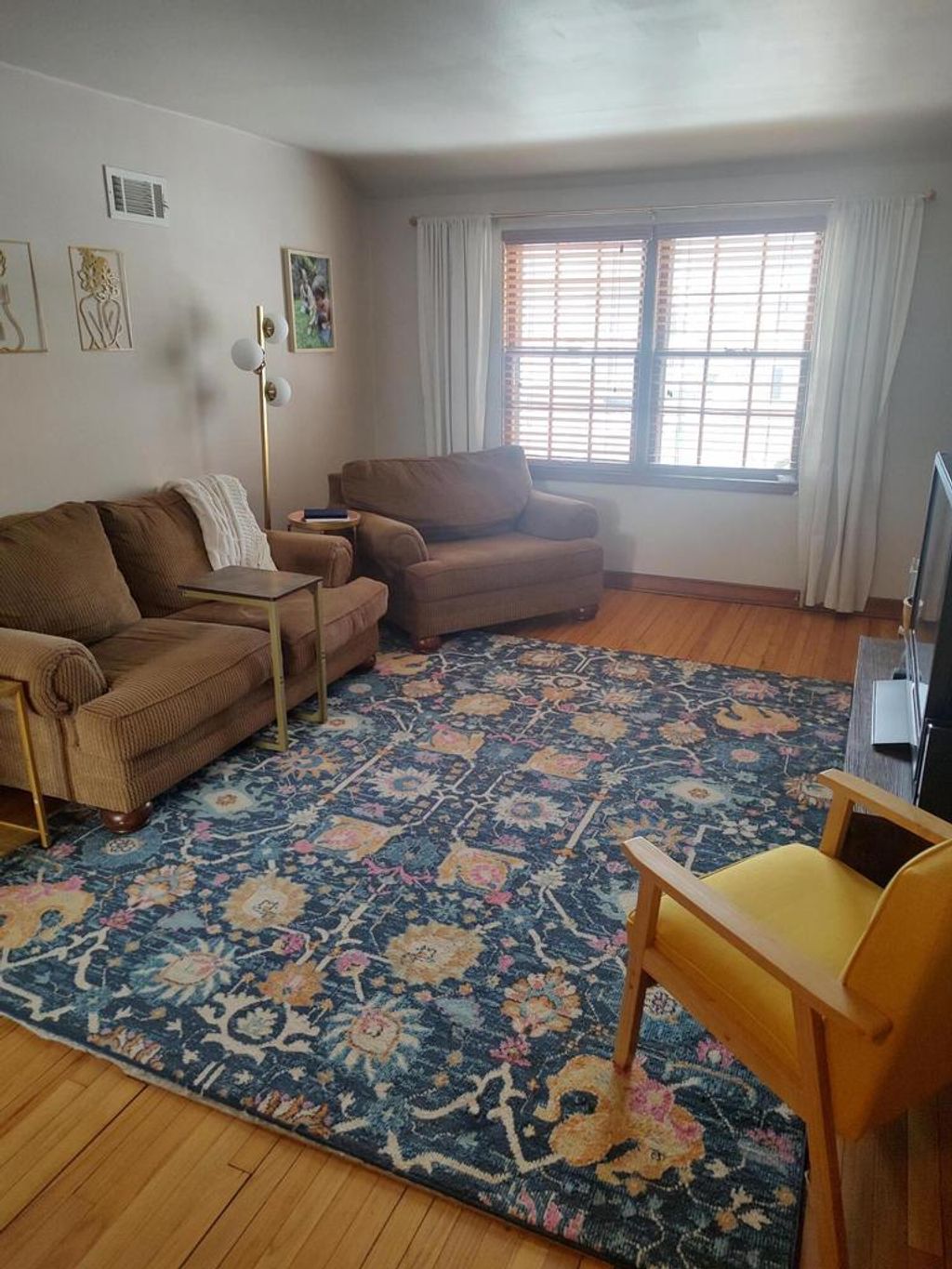 Photo of 6533 W Center STREET #3, Wauwatosa, WI 53210 (MLS # 1947085)