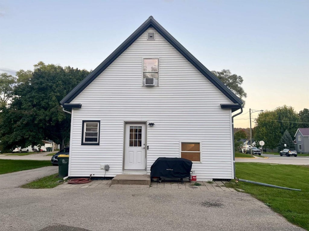 Photo of 1308 Elm STREET, Boscobel, WI 53805 (MLS # 2034289)
