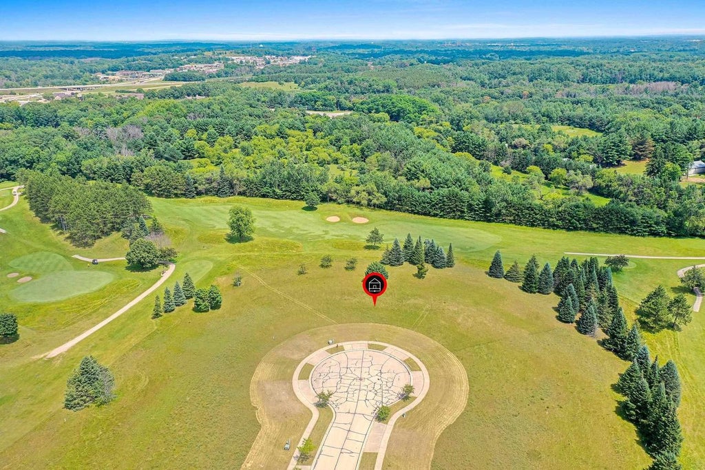 Photo of 1400 Foxfire COURT, Waupaca, WI 54981 (MLS # 50329069)
