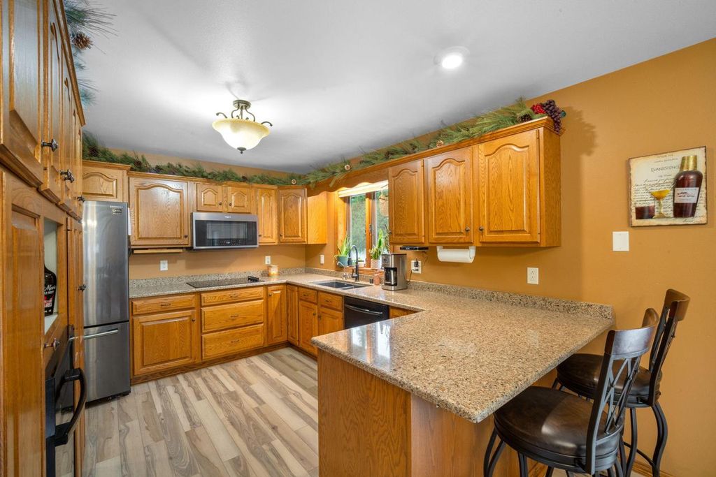 Photo of 605 Mary Lee DRIVE, Fond Du Lac, WI 54935 (MLS # 1938268)