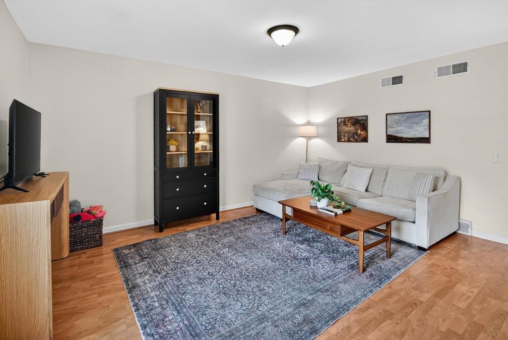 Photo of 6 Westover COURT, Madison, WI 53719 (MLS # 2021738)