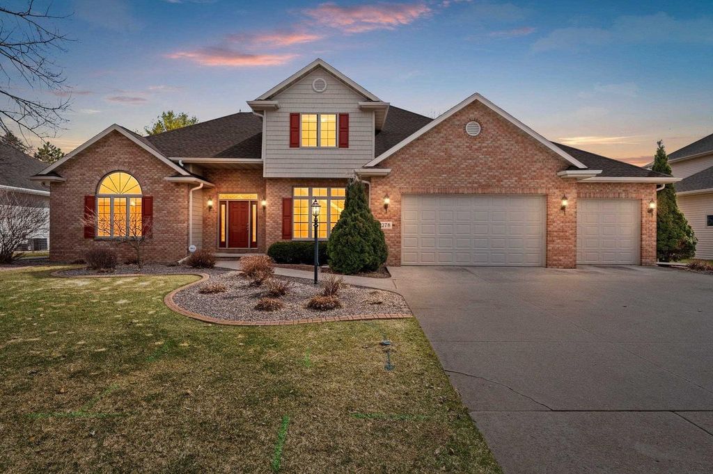 Photo of 278 Peterlynn DRIVE, Wrightstown, WI 54180 (MLS # 50323680)