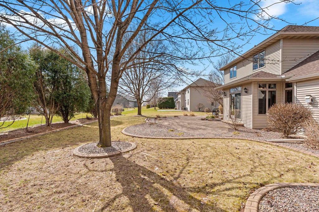 Photo of 278 Peterlynn DRIVE, Wrightstown, WI 54180 (MLS # 50323680)