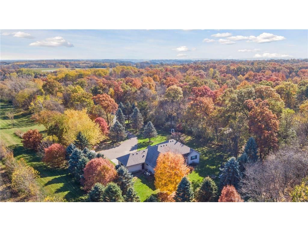 Photo of 582 Country Oaks LANE, River Falls, WI 54022 (MLS # 6808939)