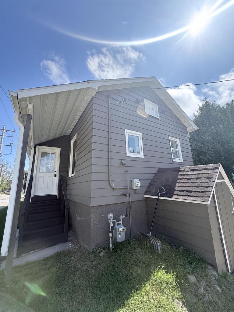 Photo of 615 Superior AVENUE, Oconto, WI 54153 (MLS # 50332236)