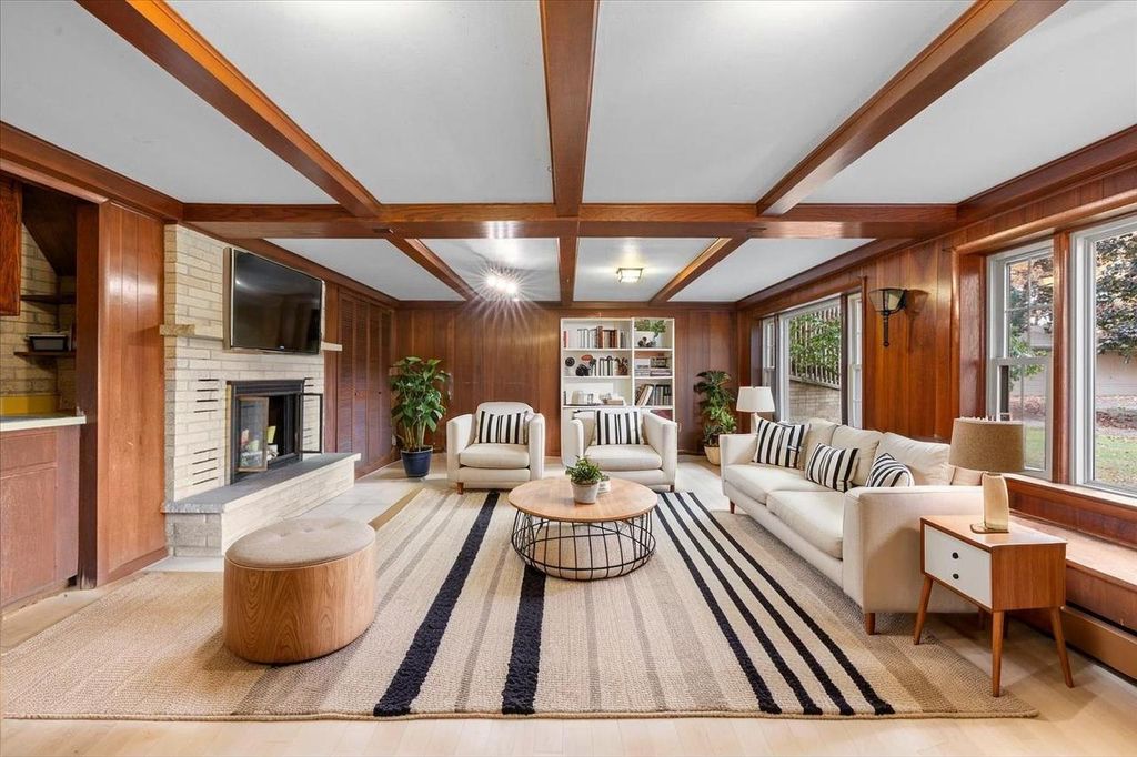 Photo of W7085 Hillside DRIVE, Adell, WI 53001 (MLS # 1940370)