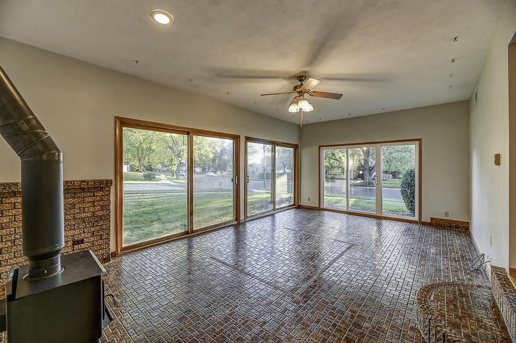Photo of 1641 S Walnut STREET, Janesville, WI 53546 (MLS # 2010414)
