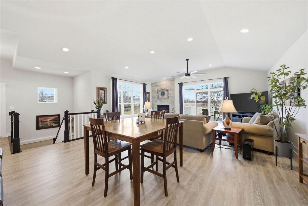 Photo of S70W15775 Sandalwood DRIVE, Muskego, WI 53150 (MLS # 1954738)