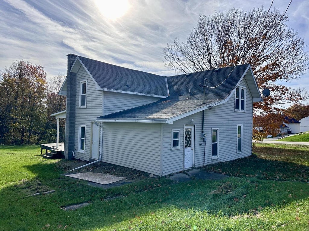 Photo of W5866 County Highway P, Monroe, WI 53566 (MLS # 1986252)