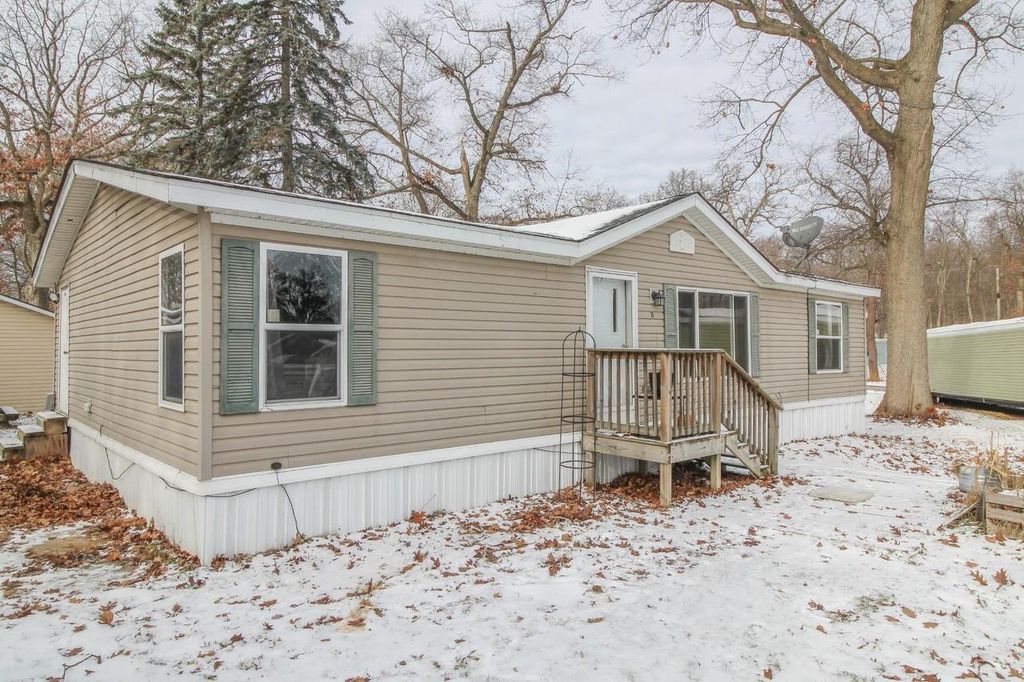 Photo of N3525 Trieloff ROAD #11, Fort Atkinson, WI 53538 (MLS # 2015205)