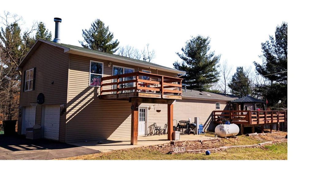 Photo of W1773 Southern ROAD, Wisconsin Dells, WI 53965 (MLS # 2019601)