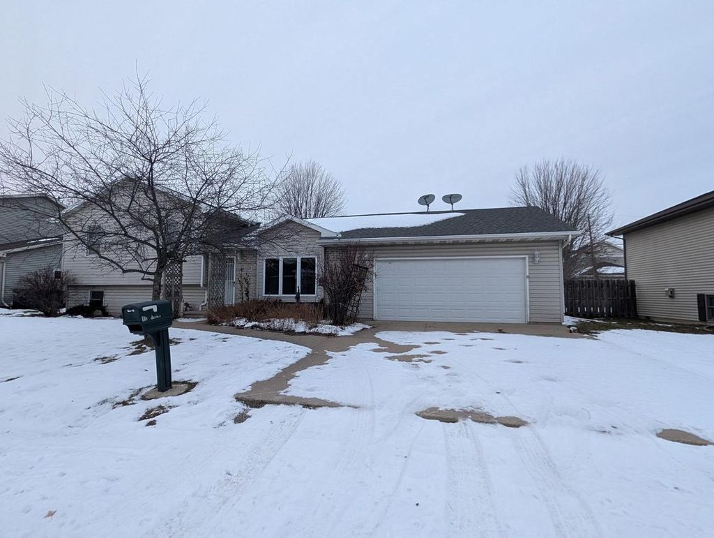 Photo of 80 Kope AVENUE, Oshkosh, WI 54901 (MLS # 50319342)