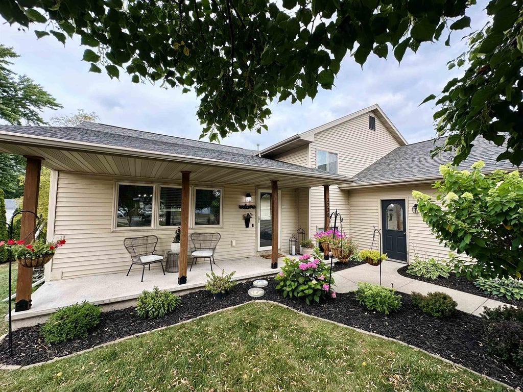 Photo of 3238 Isaac LANE, Oshkosh, WI 54902 (MLS # 50329776)