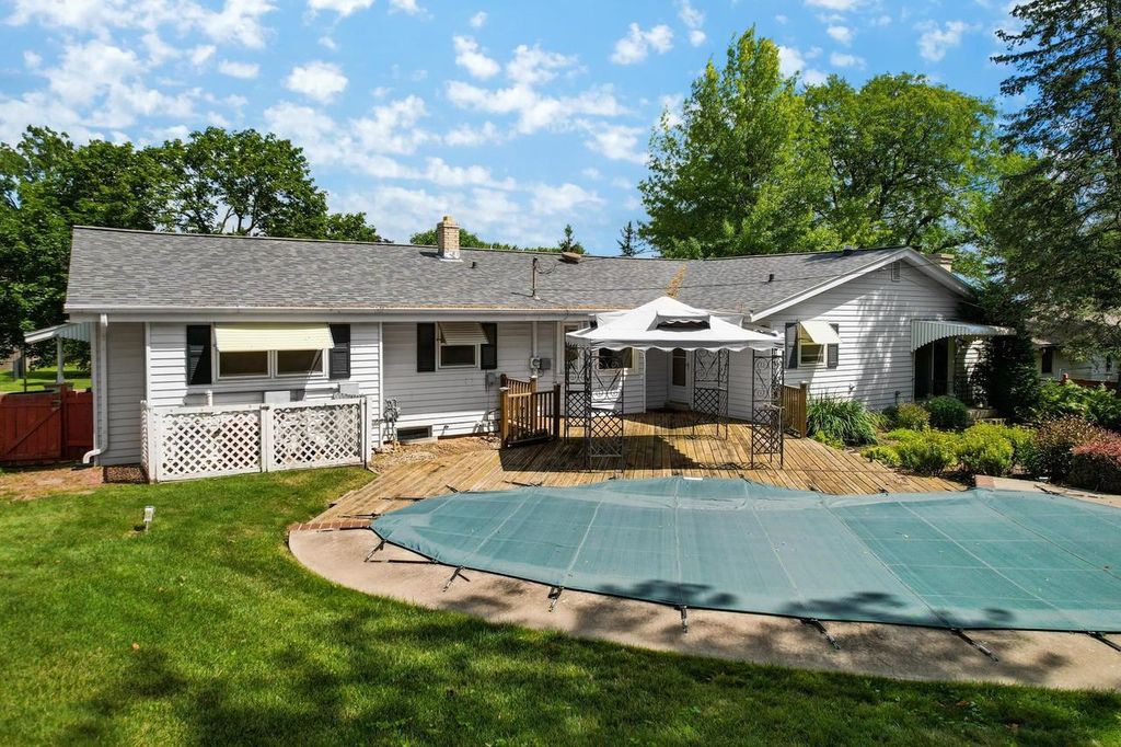 Photo of 29 Easterlies COURT, Fond Du Lac, WI 54935 (MLS # 1940640)
