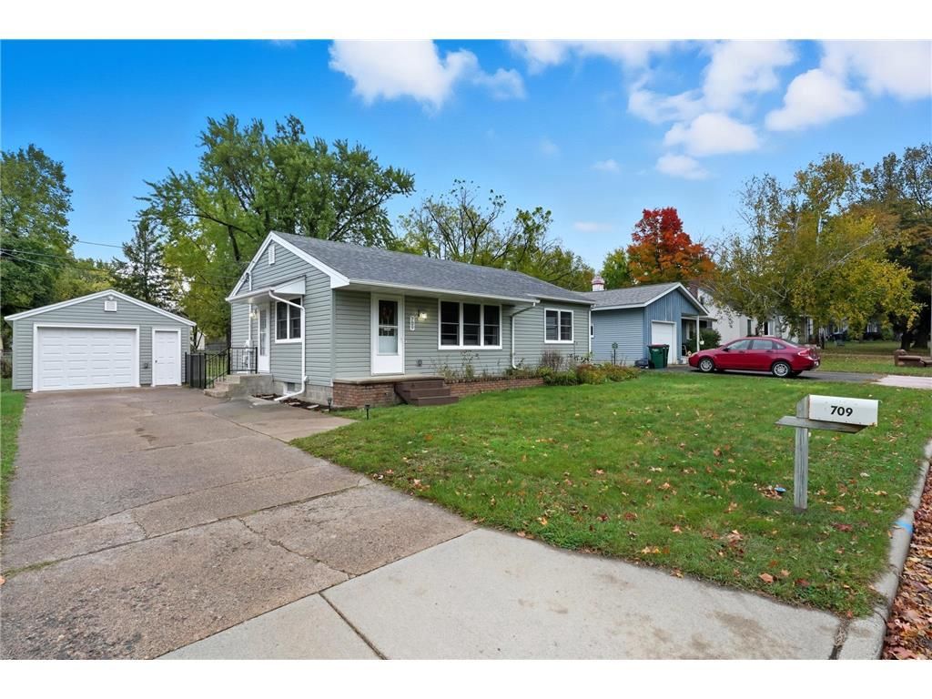 Photo of 709 Saint Croix STREET, Hudson, WI 54016 (MLS # 7034159)